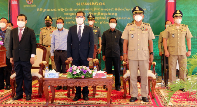 Le Vietnam et le Cambodge ouvrent une nouvelle paire de portes frontalières